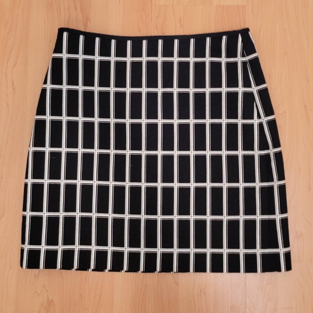 LOFT Outlet Black & White Lined Windowpane A-Line Skirt - 6 - Picture 3 of 7